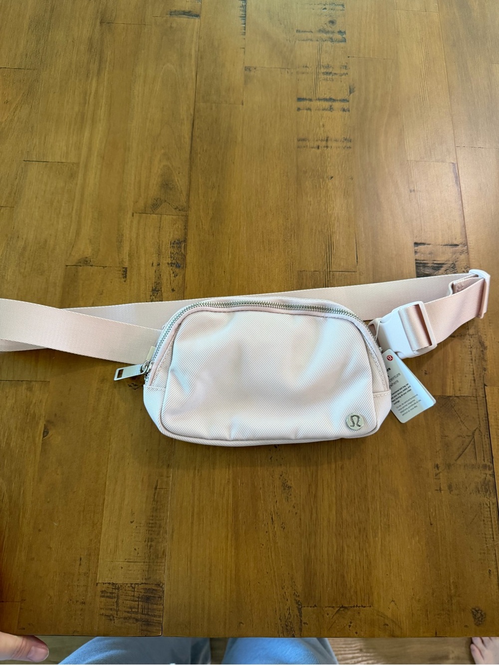 ❤️lululemon athletica Light Pink Crossbody Belt Bag❤️